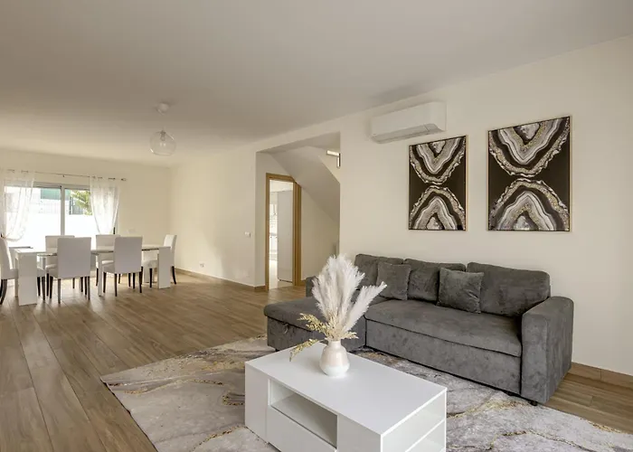 Meco - 3 Bedroom *