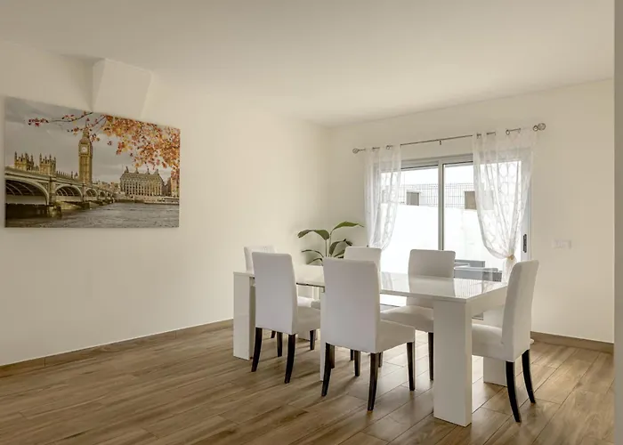Vakantiehuis Beachside With Private Garden